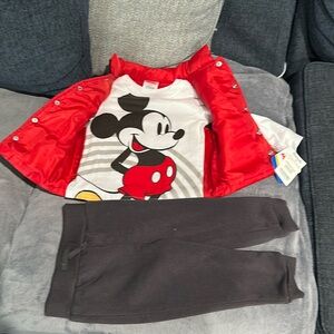 18m mickey outfit
brand new